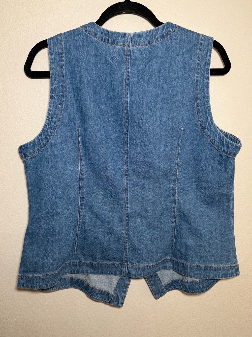 Time & Tru Blue Denim Button Up Jean Vest Top Classic Plus Size Cottage - Picture 3 of 3